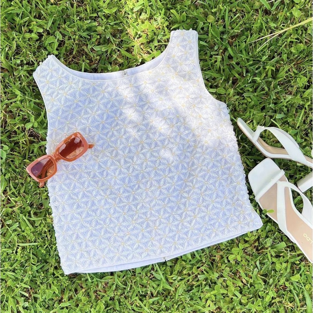 Vintage White Allover Beaded Flower Sleeveless Top allover beaded flowers